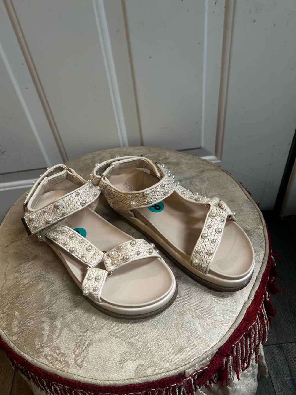 BCBGeneration Behka Pearl-Embellished Cream Strappy Platform Sandals Sz 8